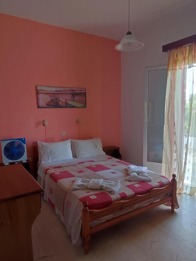 Eftichia Apartment Róda Kültér fotó
