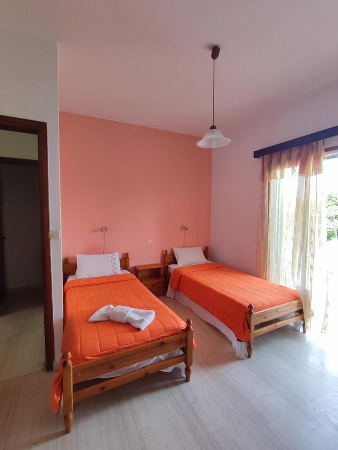 Eftichia Apartment Róda Kültér fotó