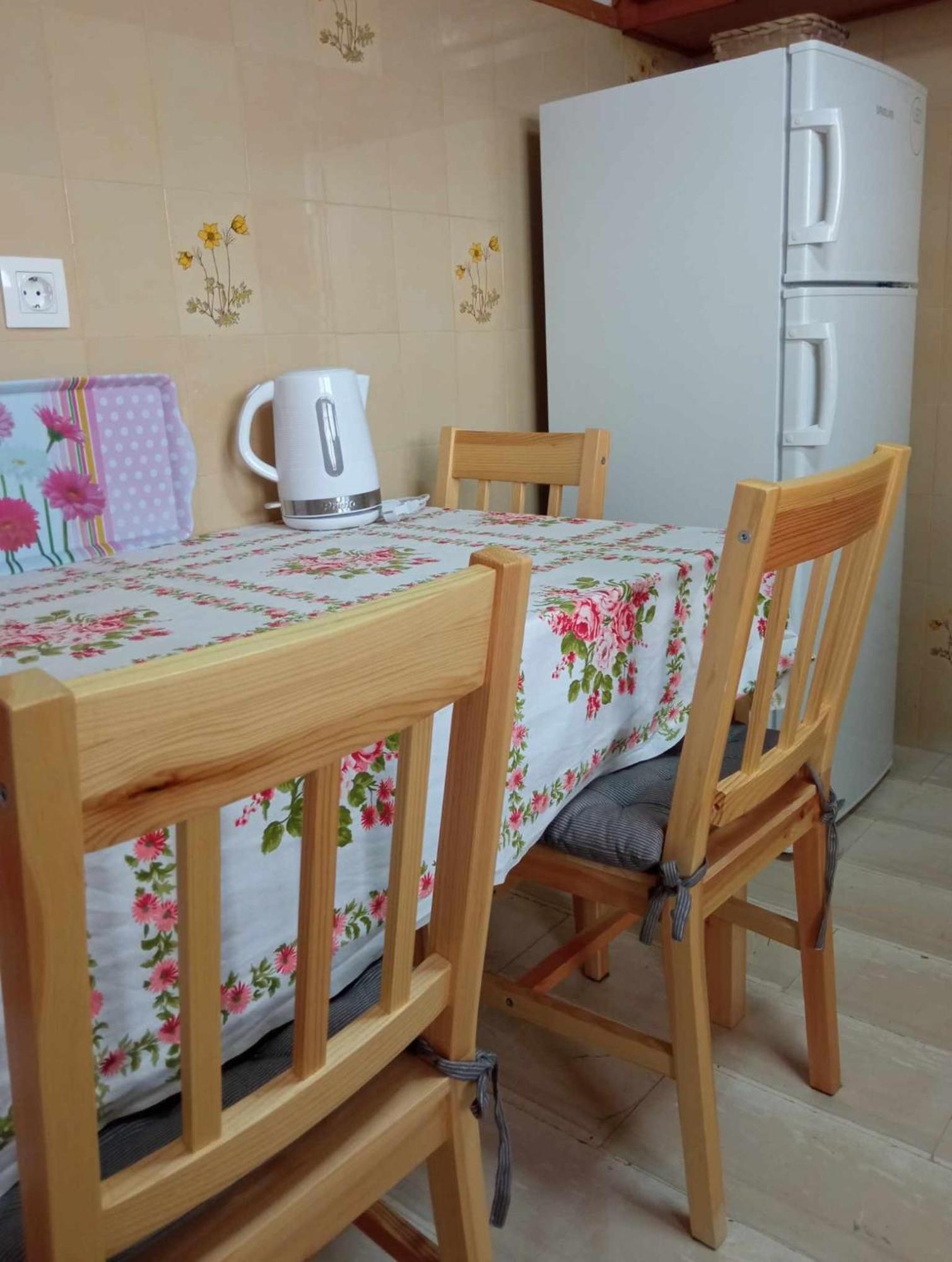 Eftichia Apartment Róda Kültér fotó