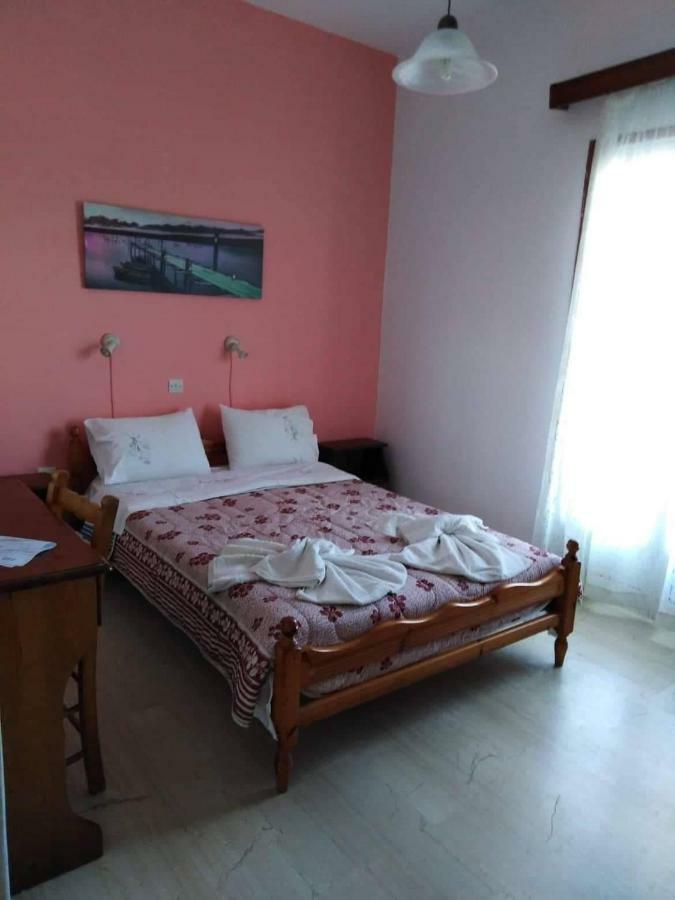 Eftichia Apartment Róda Kültér fotó